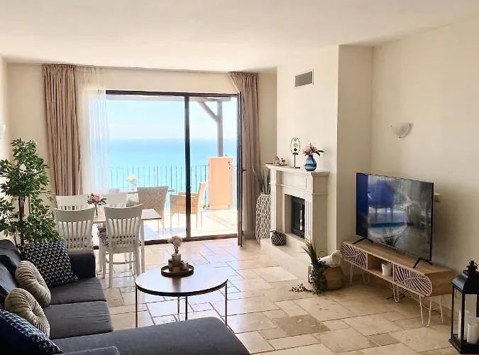 Sea Bay View * Topola