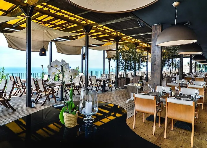 Sea Bay View * Topola